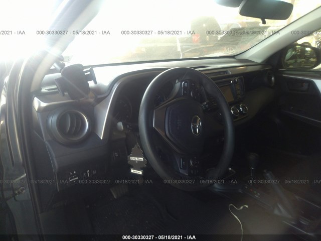 Photo 4 VIN: JTMBFREV6JD253446 - TOYOTA RAV4 