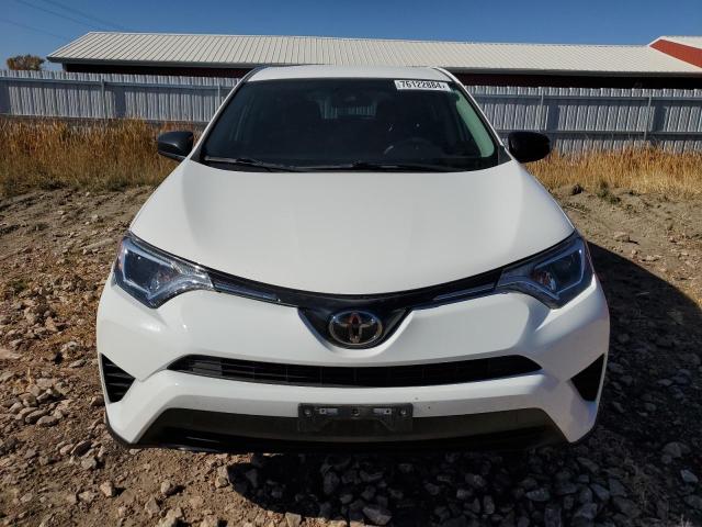 Photo 4 VIN: JTMBFREV6JJ209741 - TOYOTA RAV4 LE 