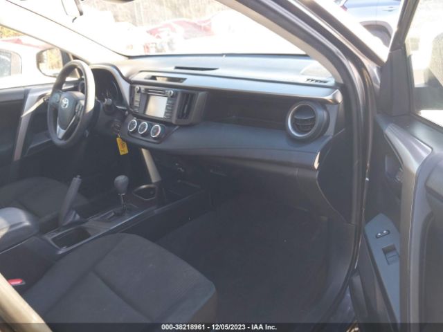 Photo 4 VIN: JTMBFREV6JJ224885 - TOYOTA RAV4 