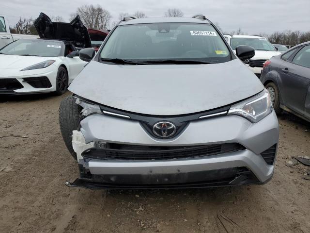 Photo 4 VIN: JTMBFREV6JJ225096 - TOYOTA RAV4 LE 