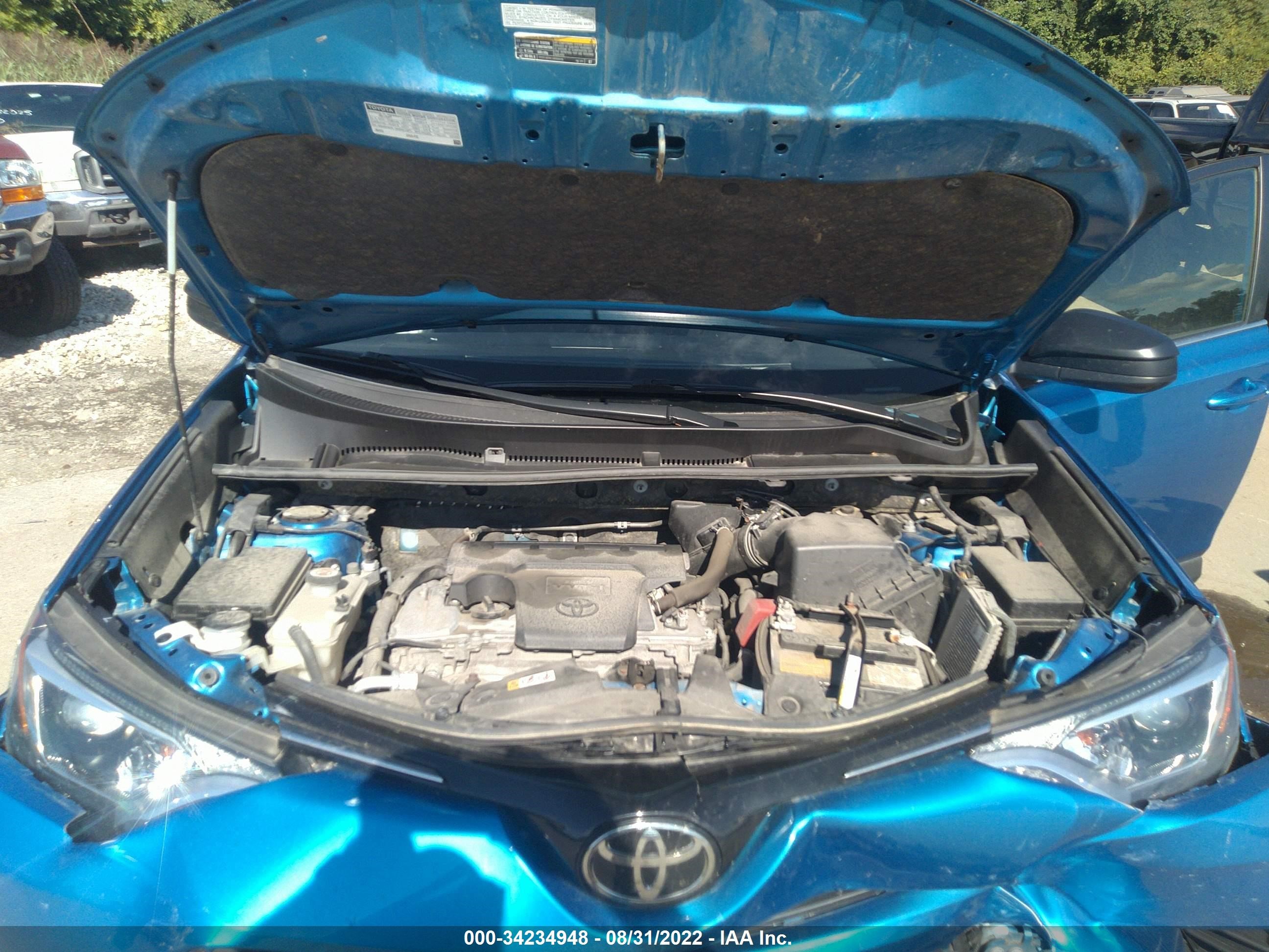 Photo 9 VIN: JTMBFREV6JJ226863 - TOYOTA RAV 4 