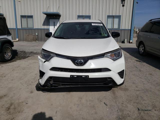 Photo 4 VIN: JTMBFREV6JJ233263 - TOYOTA RAV4 LE 