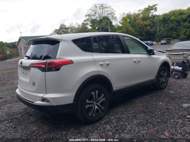 Photo 3 VIN: JTMBFREV6JJ718745 - TOYOTA RAV4 