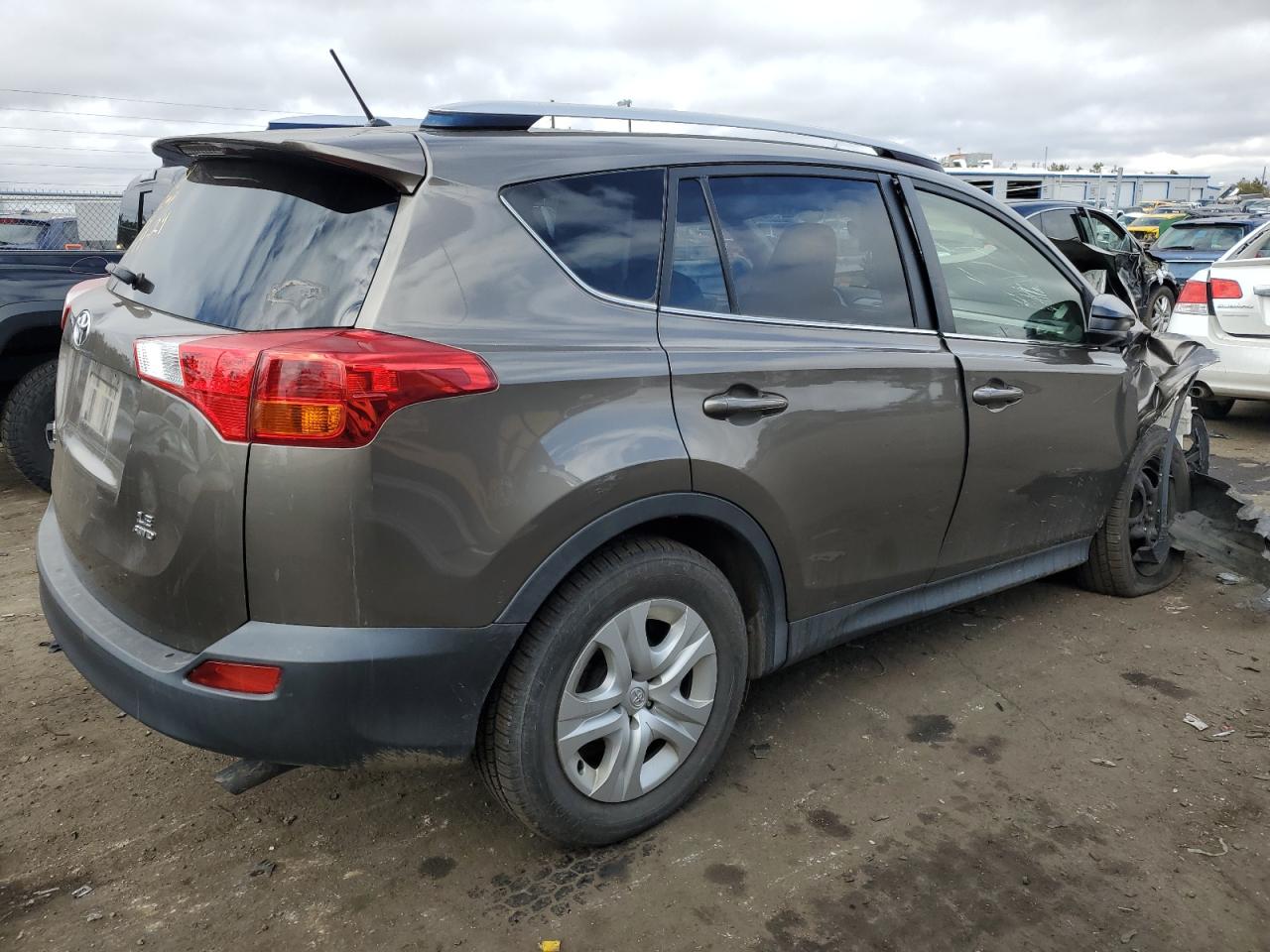 Photo 2 VIN: JTMBFREV7FD116491 - TOYOTA RAV 4 