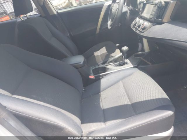 Photo 4 VIN: JTMBFREV7FJ030549 - TOYOTA RAV4 