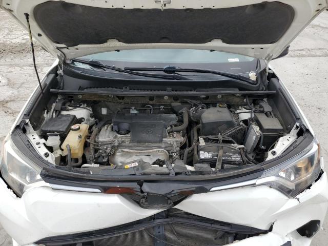 Photo 11 VIN: JTMBFREV7JD257750 - TOYOTA RAV4 LE 