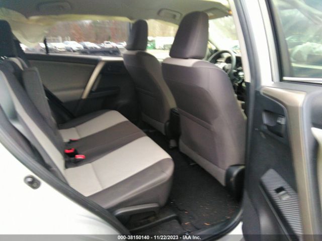 Photo 7 VIN: JTMBFREV8ED070135 - TOYOTA RAV4 