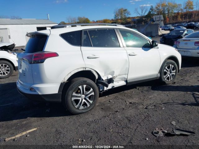 Photo 3 VIN: JTMBFREV8HJ162643 - TOYOTA RAV4 