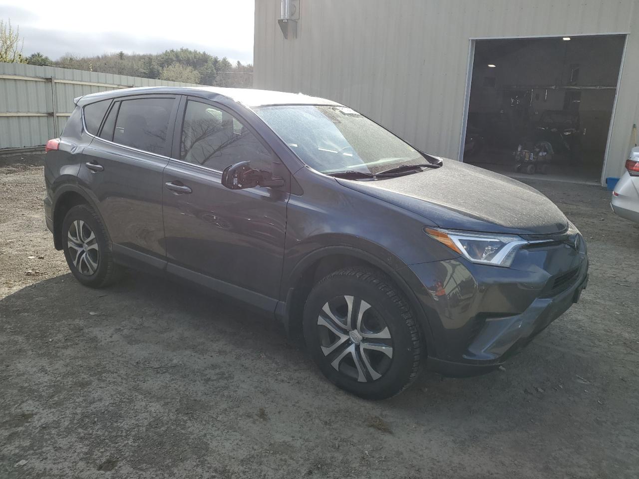 Photo 3 VIN: JTMBFREV8JJ239498 - TOYOTA RAV 4 