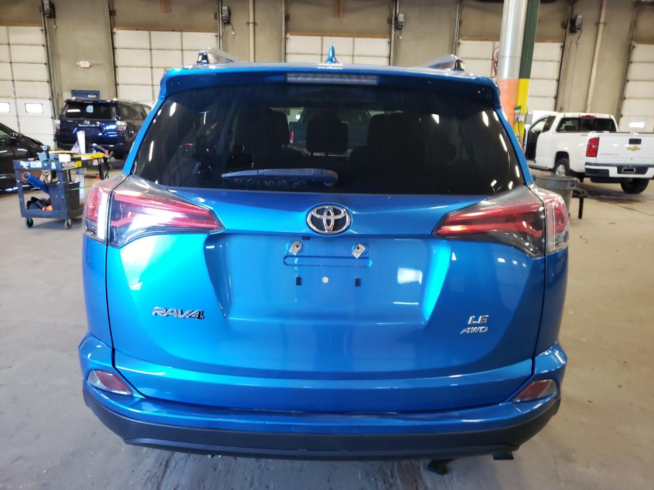 Photo 5 VIN: JTMBFREV8JJ737183 - TOYOTA RAV 4 