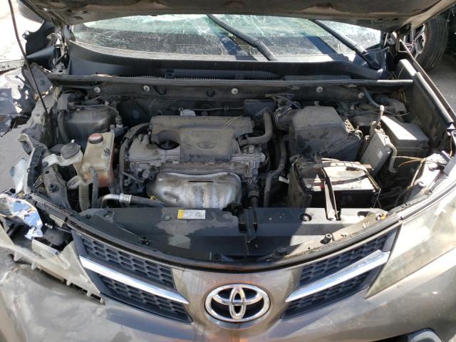 Photo 11 VIN: JTMBFREV9FD156748 - TOYOTA RAV4 LE 