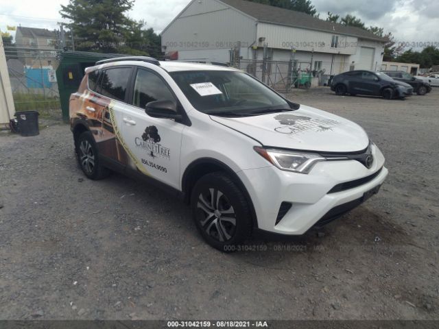 Photo 0 VIN: JTMBFREV9HJ147746 - TOYOTA RAV4 