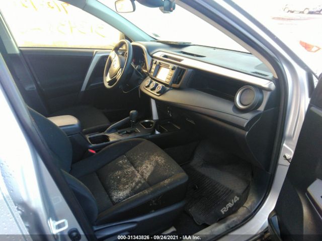 Photo 4 VIN: JTMBFREV9JD249164 - TOYOTA RAV4 