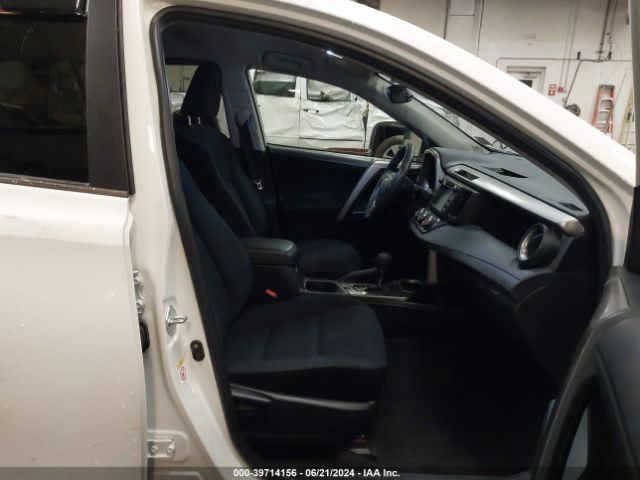 Photo 4 VIN: JTMBFREV9JJ178694 - TOYOTA RAV4 