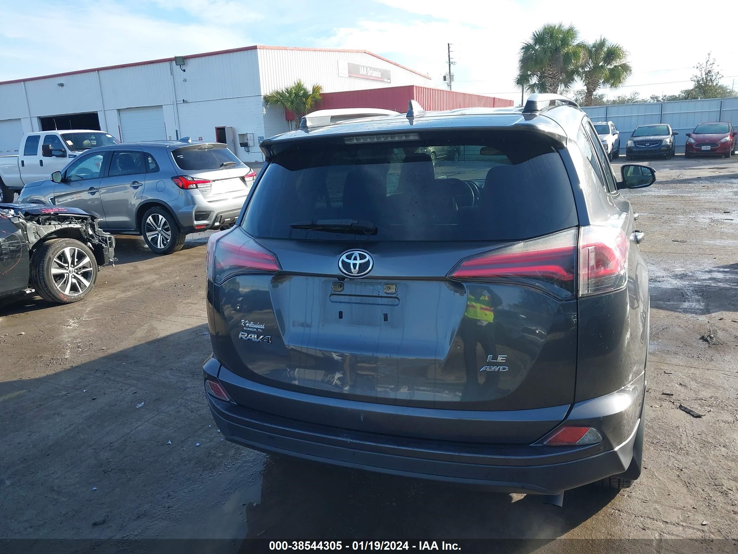 Photo 15 VIN: JTMBFREV9JJ237095 - TOYOTA RAV 4 