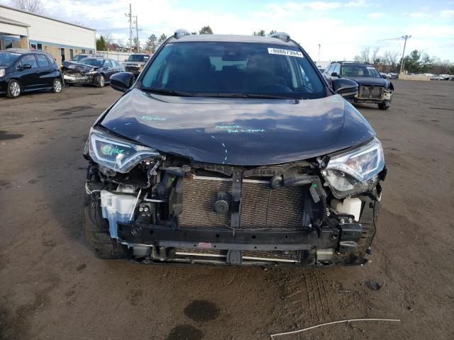 Photo 4 VIN: JTMBFREV9JJ247609 - TOYOTA RAV4 LE 