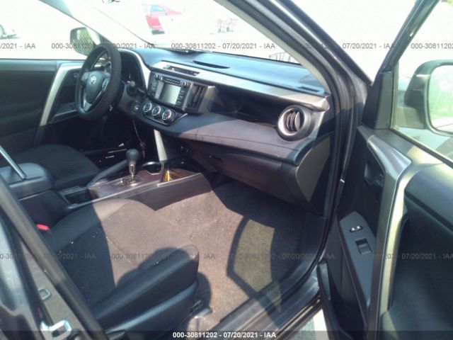 Photo 4 VIN: JTMBFREV9JJ728752 - TOYOTA RAV4 