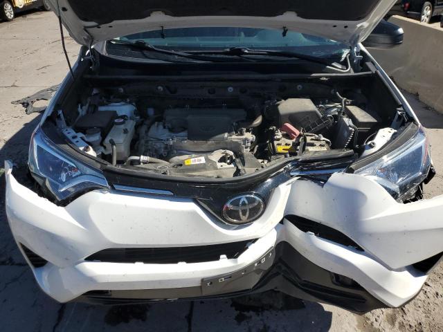 Photo 11 VIN: JTMBFREV9JJ729884 - TOYOTA RAV4 LE 