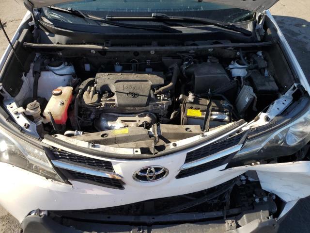 Photo 11 VIN: JTMBFREVXFD125010 - TOYOTA RAV4 LE 