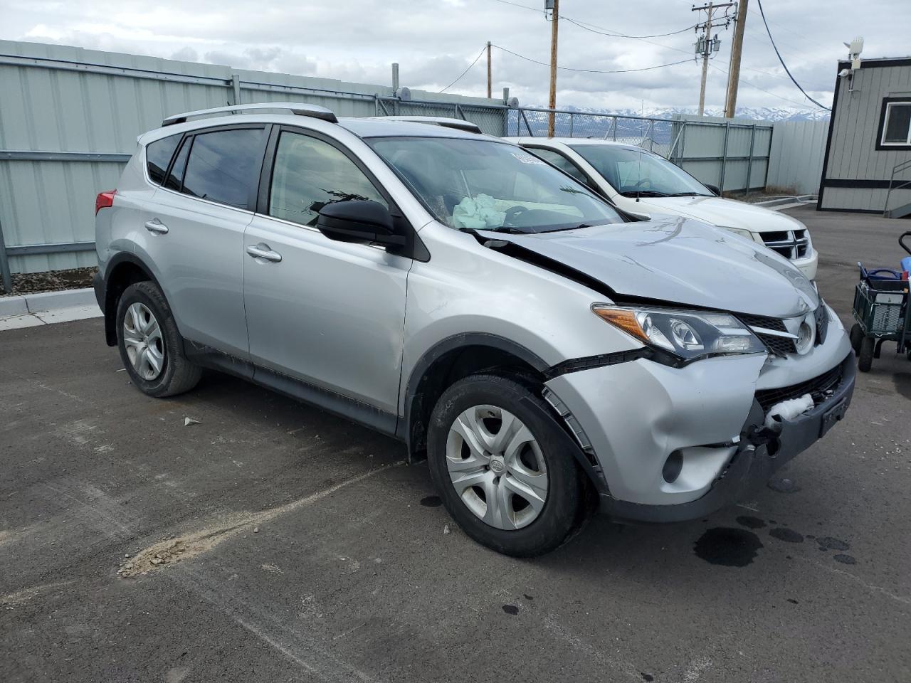 Photo 3 VIN: JTMBFREVXFJ015835 - TOYOTA RAV 4 