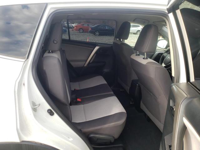 Photo 9 VIN: JTMBFREVXFJ028858 - TOYOTA RAV4 LE 