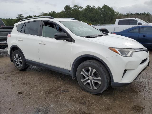 Photo 3 VIN: JTMBFREVXHJ126226 - TOYOTA RAV4 LE 