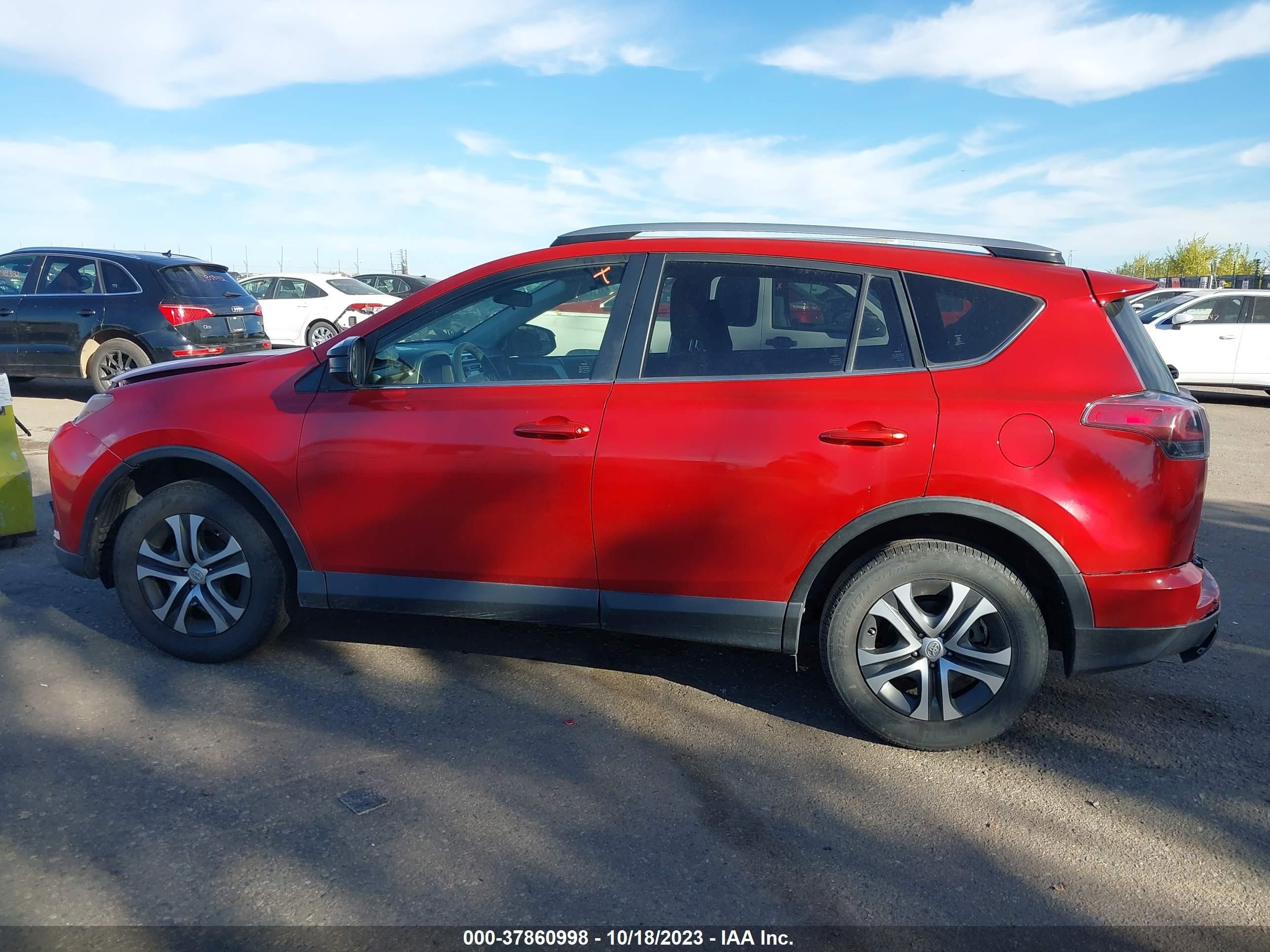 Photo 13 VIN: JTMBFREVXHJ130101 - TOYOTA RAV 4 