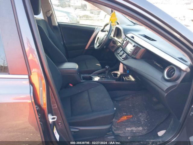 Photo 4 VIN: JTMBFREVXJJ717064 - TOYOTA RAV4 