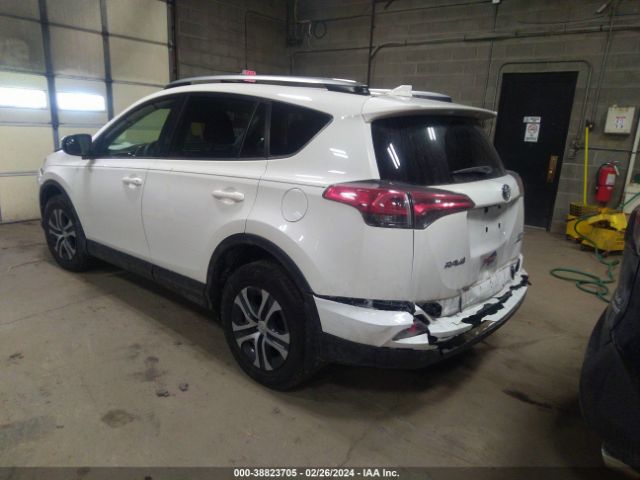 Photo 2 VIN: JTMBFREVXJJ738089 - TOYOTA RAV4 