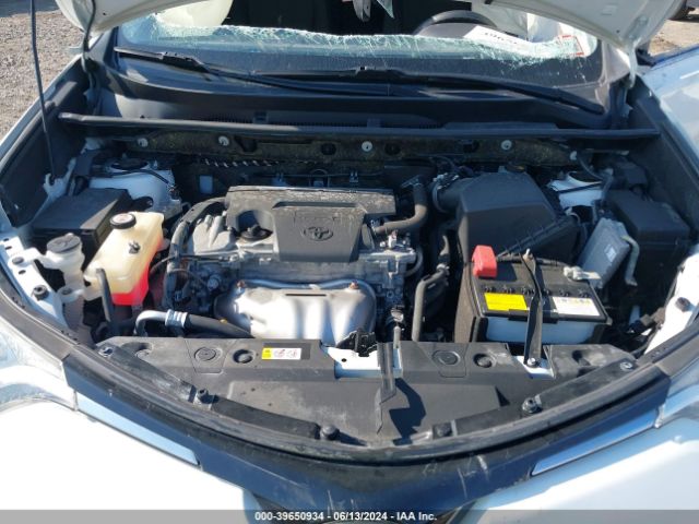 Photo 9 VIN: JTMBFREVXJJ746662 - TOYOTA RAV4 