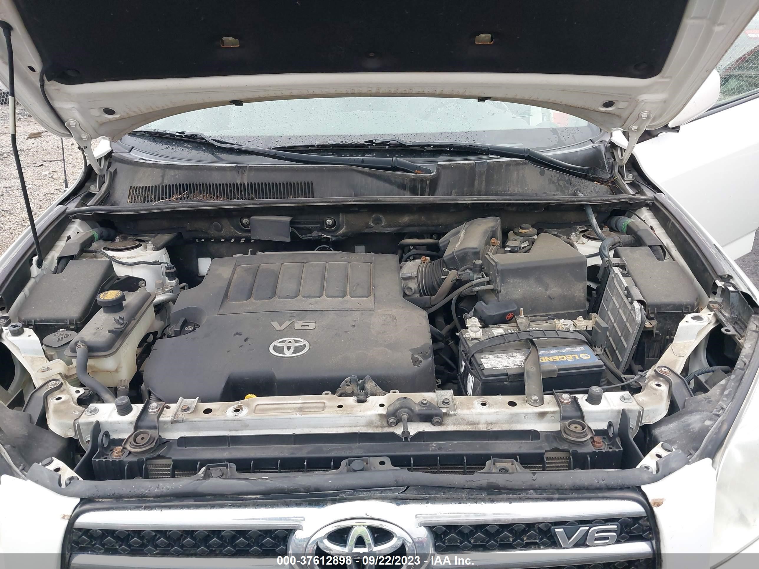 Photo 9 VIN: JTMBK31V085041130 - TOYOTA RAV 4 