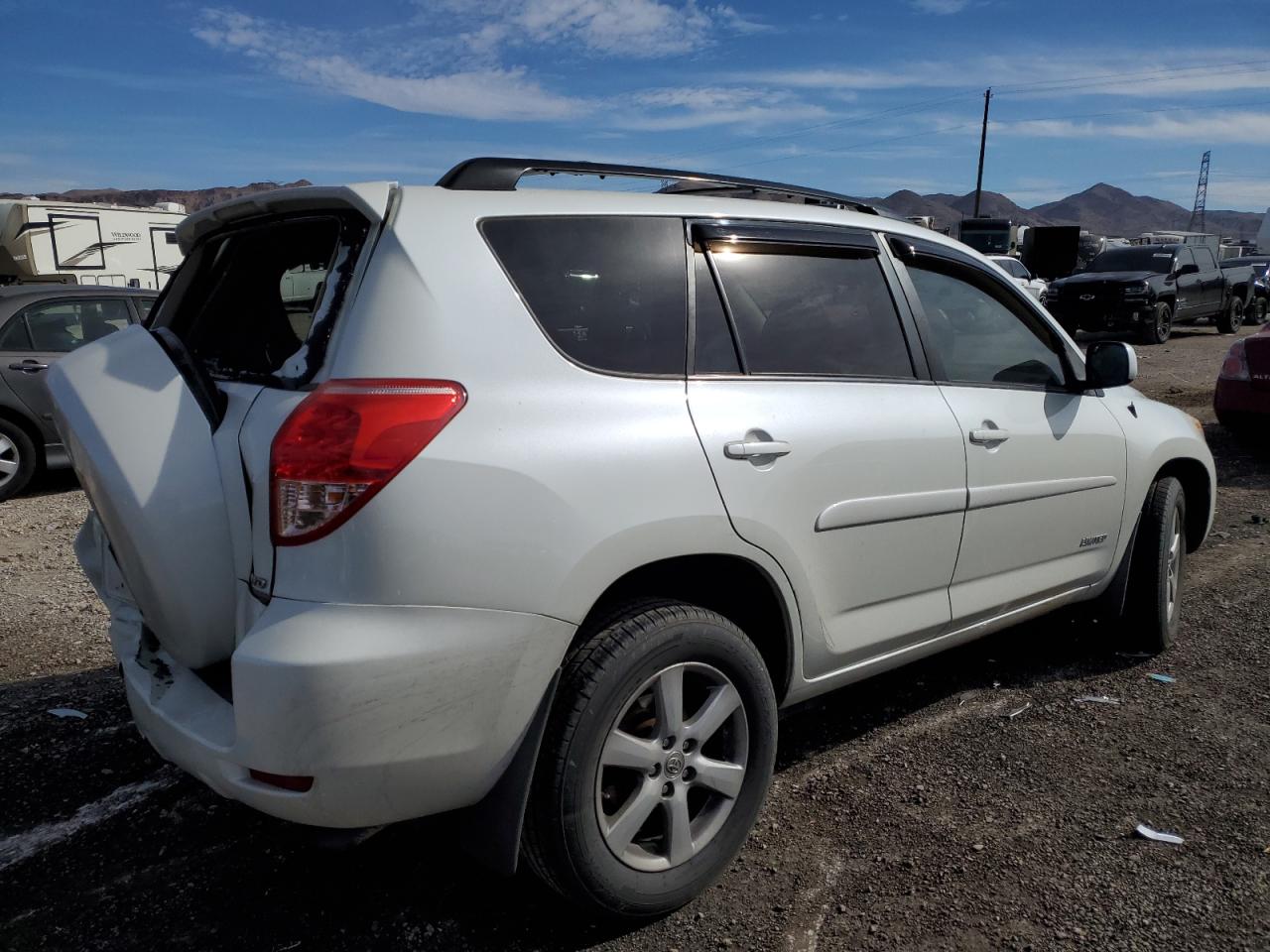 Photo 2 VIN: JTMBK31V085063211 - TOYOTA RAV 4 