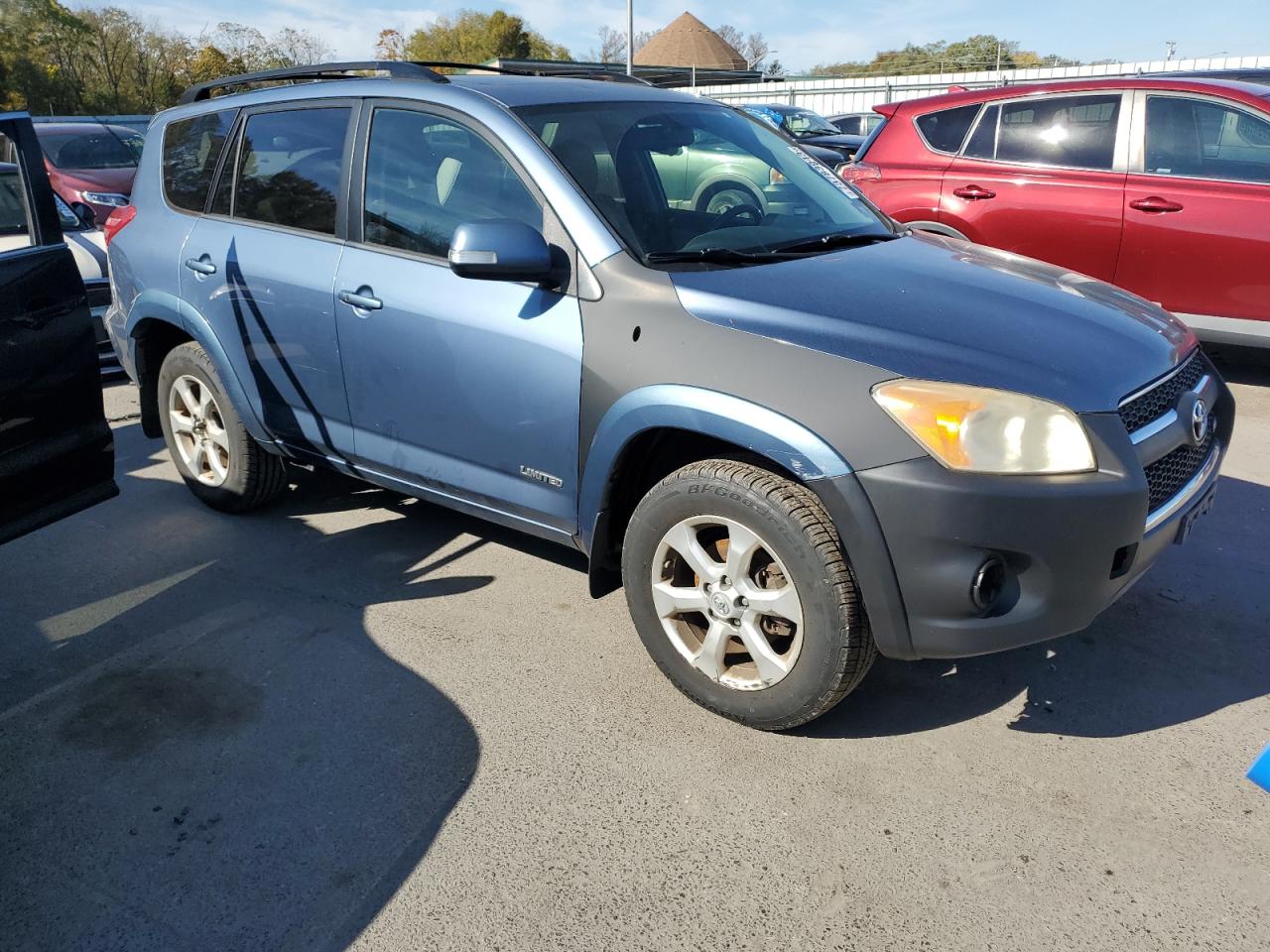 Photo 3 VIN: JTMBK31V19D003011 - TOYOTA RAV 4 