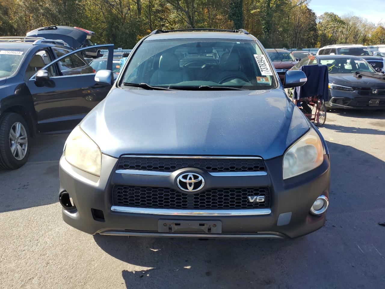 Photo 4 VIN: JTMBK31V19D003011 - TOYOTA RAV 4 