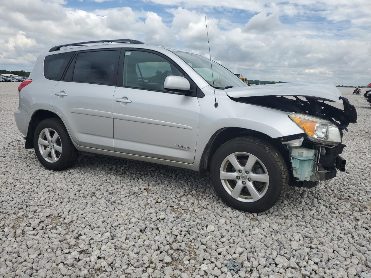 Photo 3 VIN: JTMBK31V386047417 - TOYOTA RAV 4 