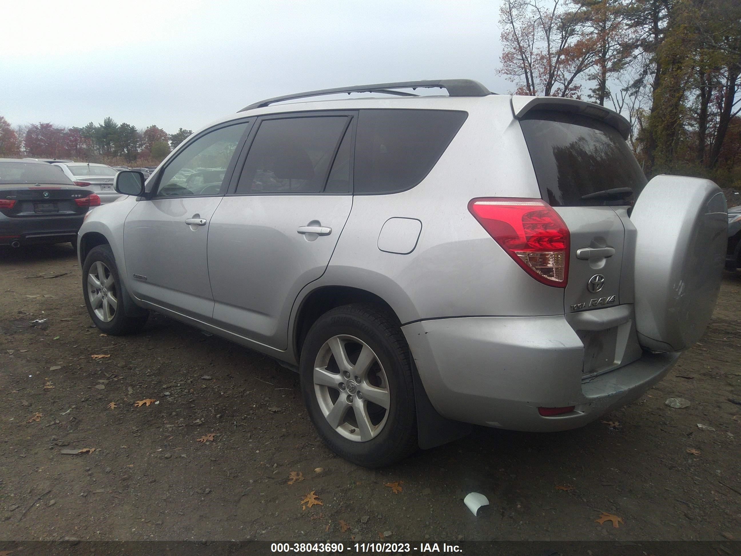 Photo 2 VIN: JTMBK31V486048446 - TOYOTA RAV 4 