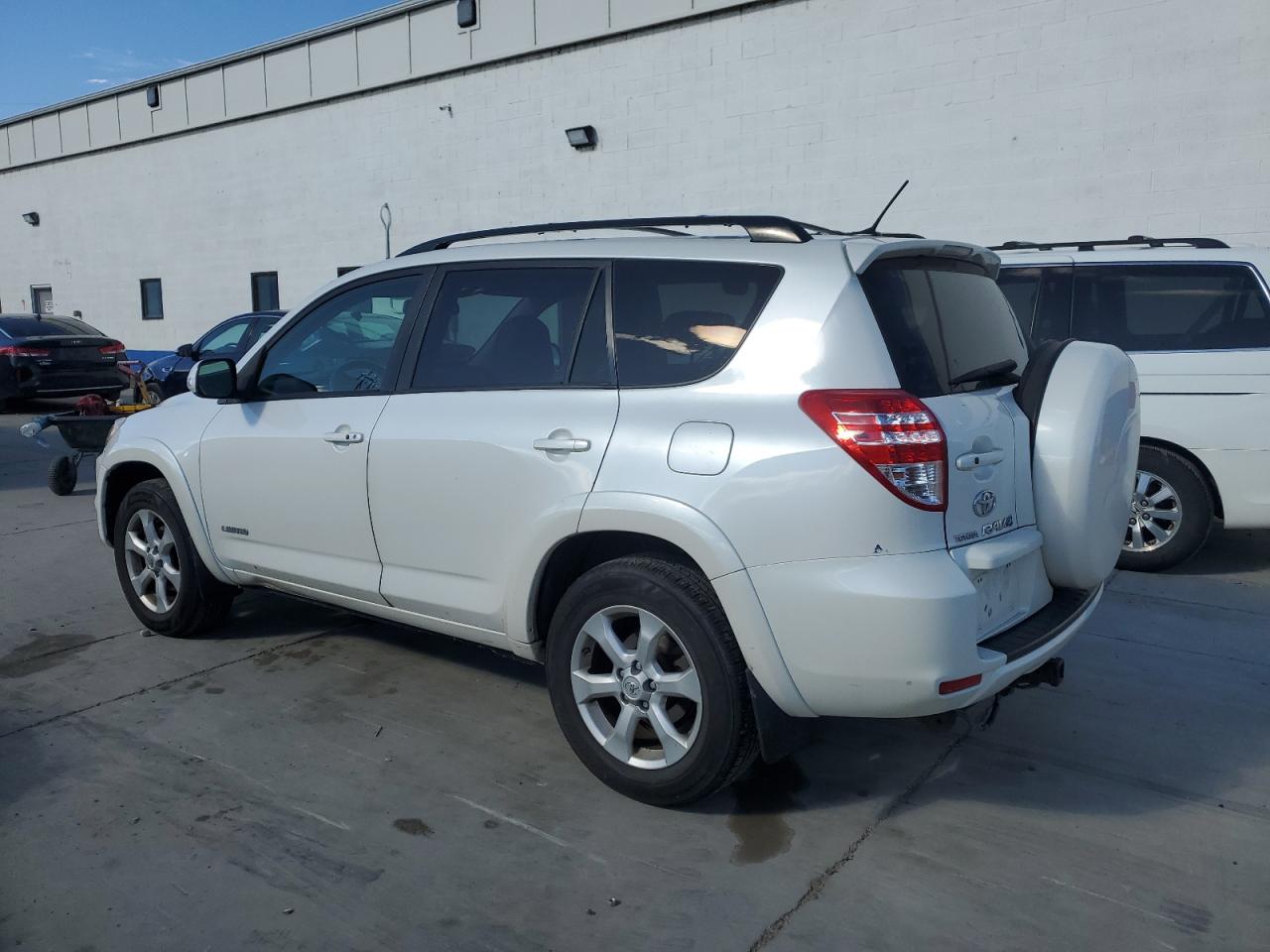 Photo 1 VIN: JTMBK31V495080174 - TOYOTA RAV 4 