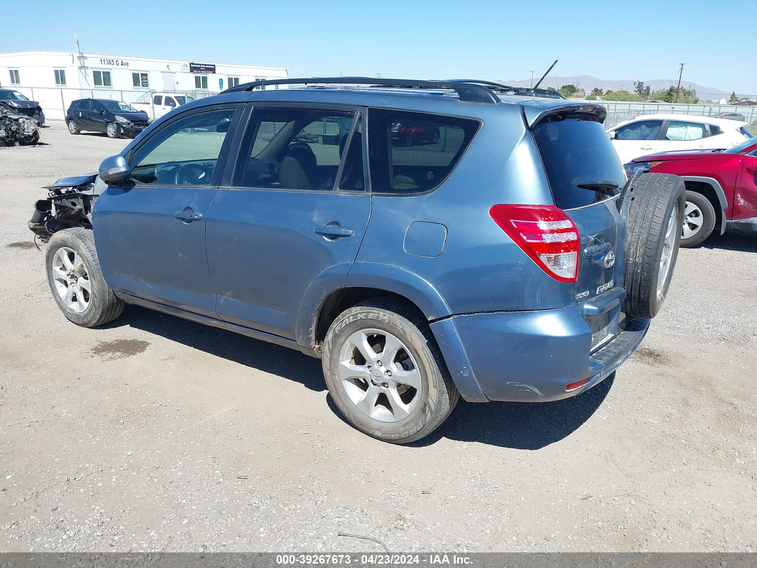 Photo 2 VIN: JTMBK31V49D005741 - TOYOTA RAV 4 