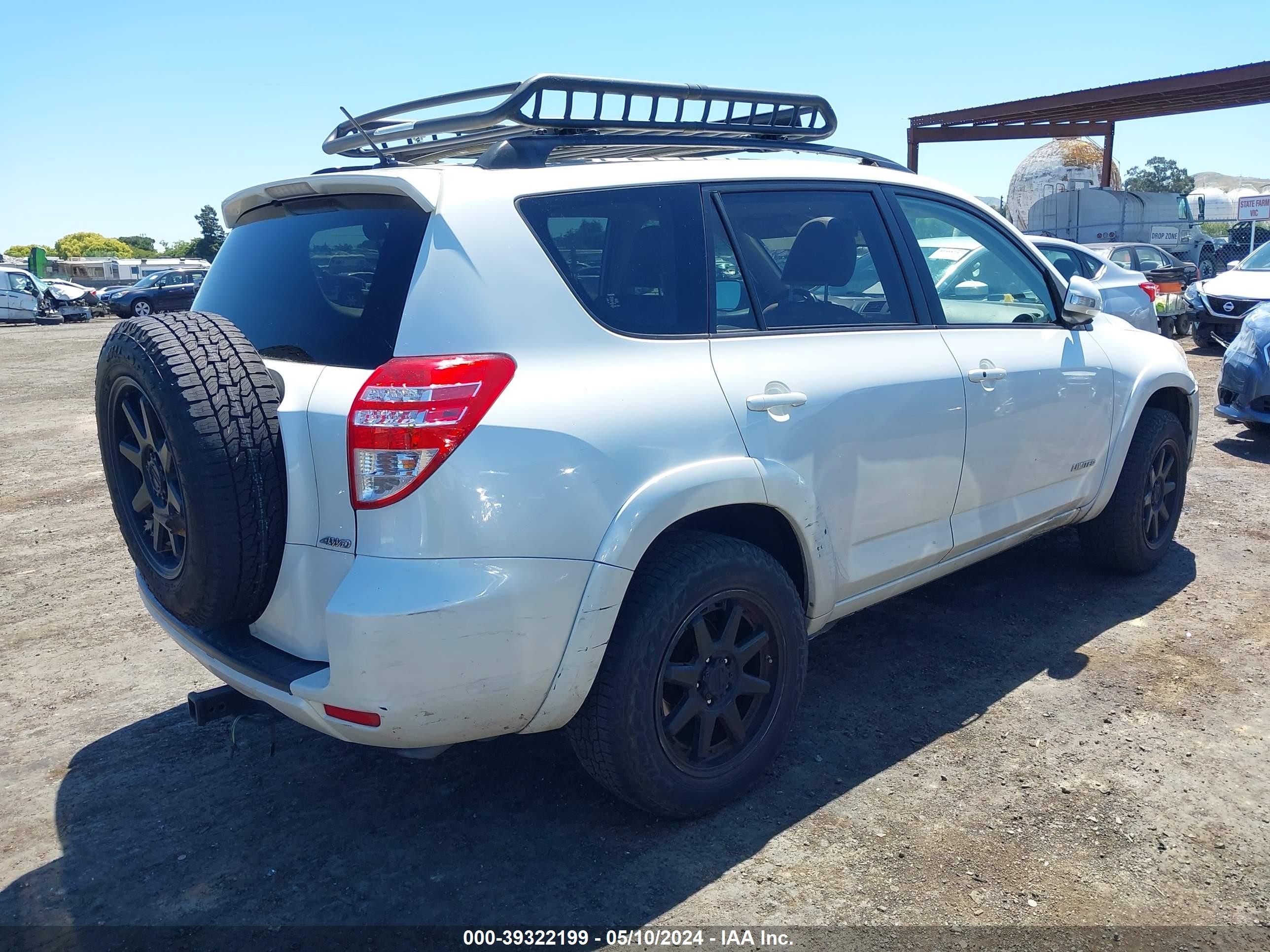 Photo 3 VIN: JTMBK31V695080127 - TOYOTA RAV 4 