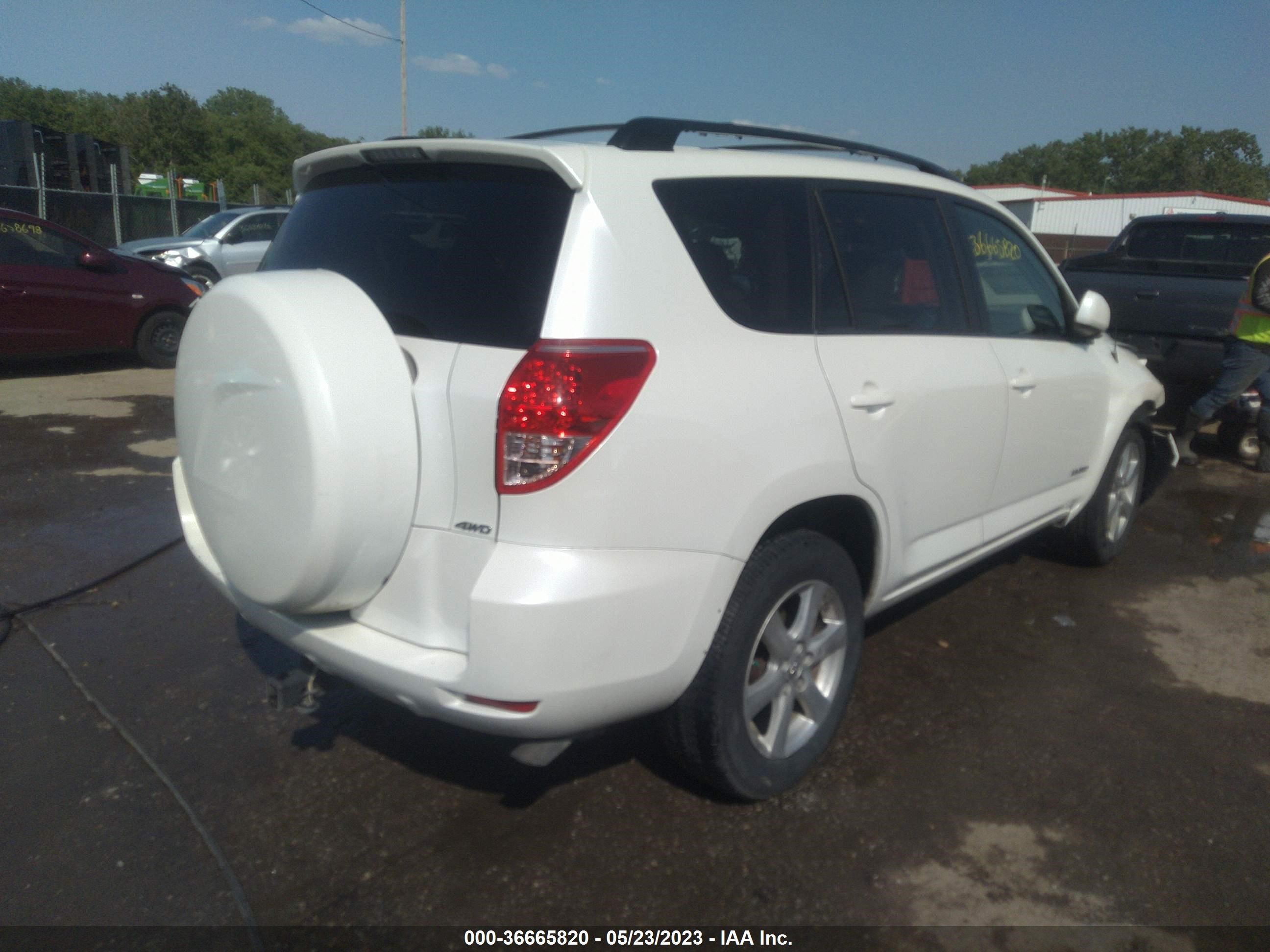 Photo 3 VIN: JTMBK31V775026073 - TOYOTA RAV 4 