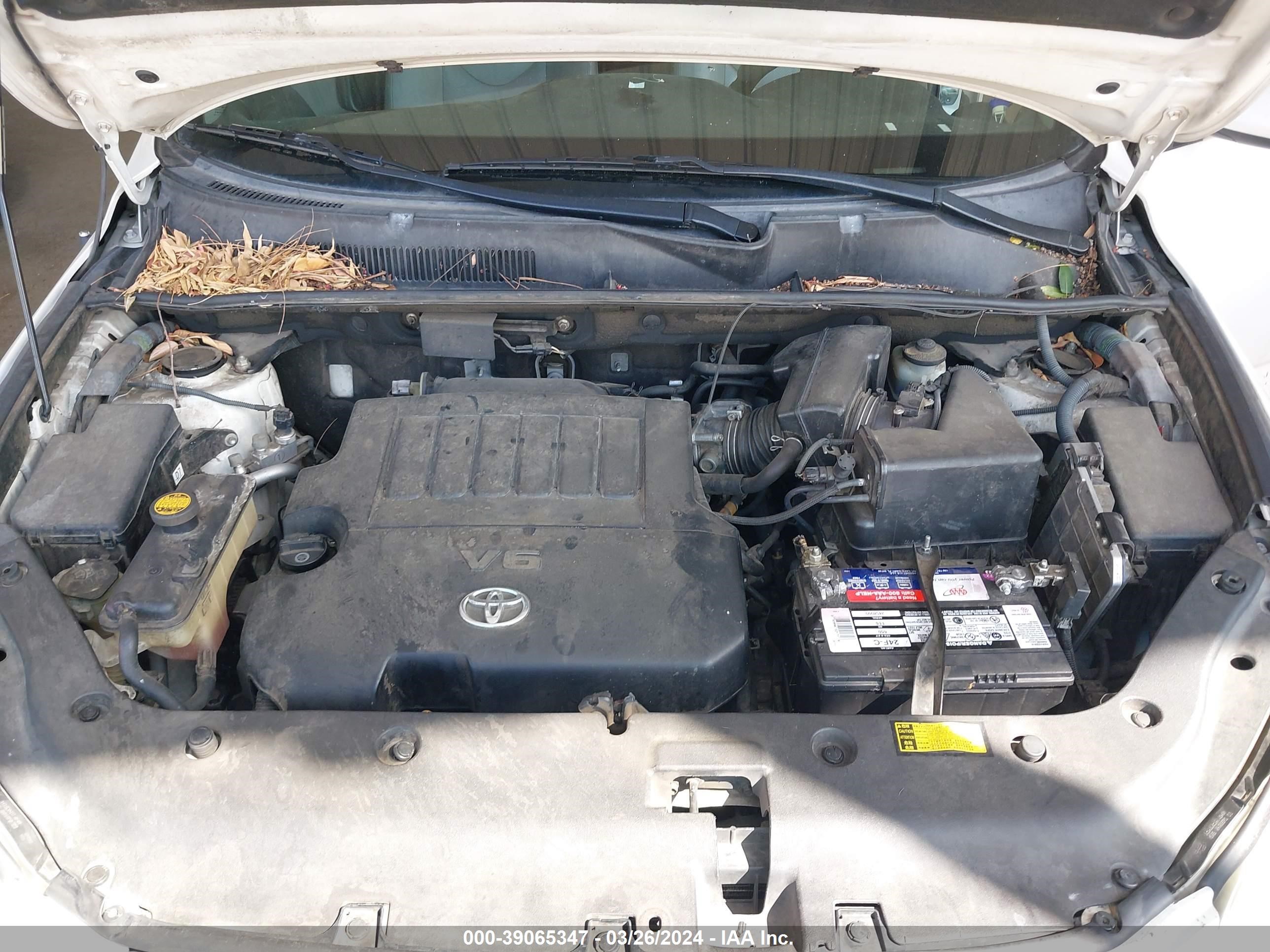 Photo 9 VIN: JTMBK31V985047329 - TOYOTA RAV 4 