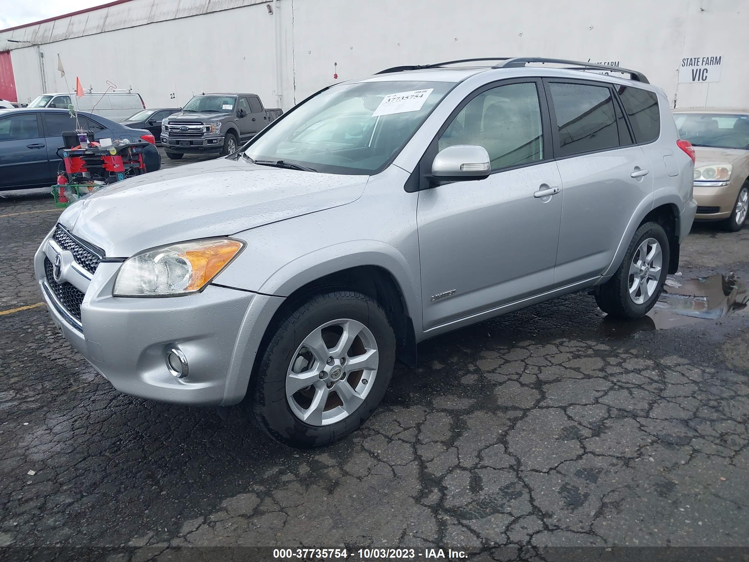 Photo 1 VIN: JTMBK31V99D006772 - TOYOTA RAV 4 