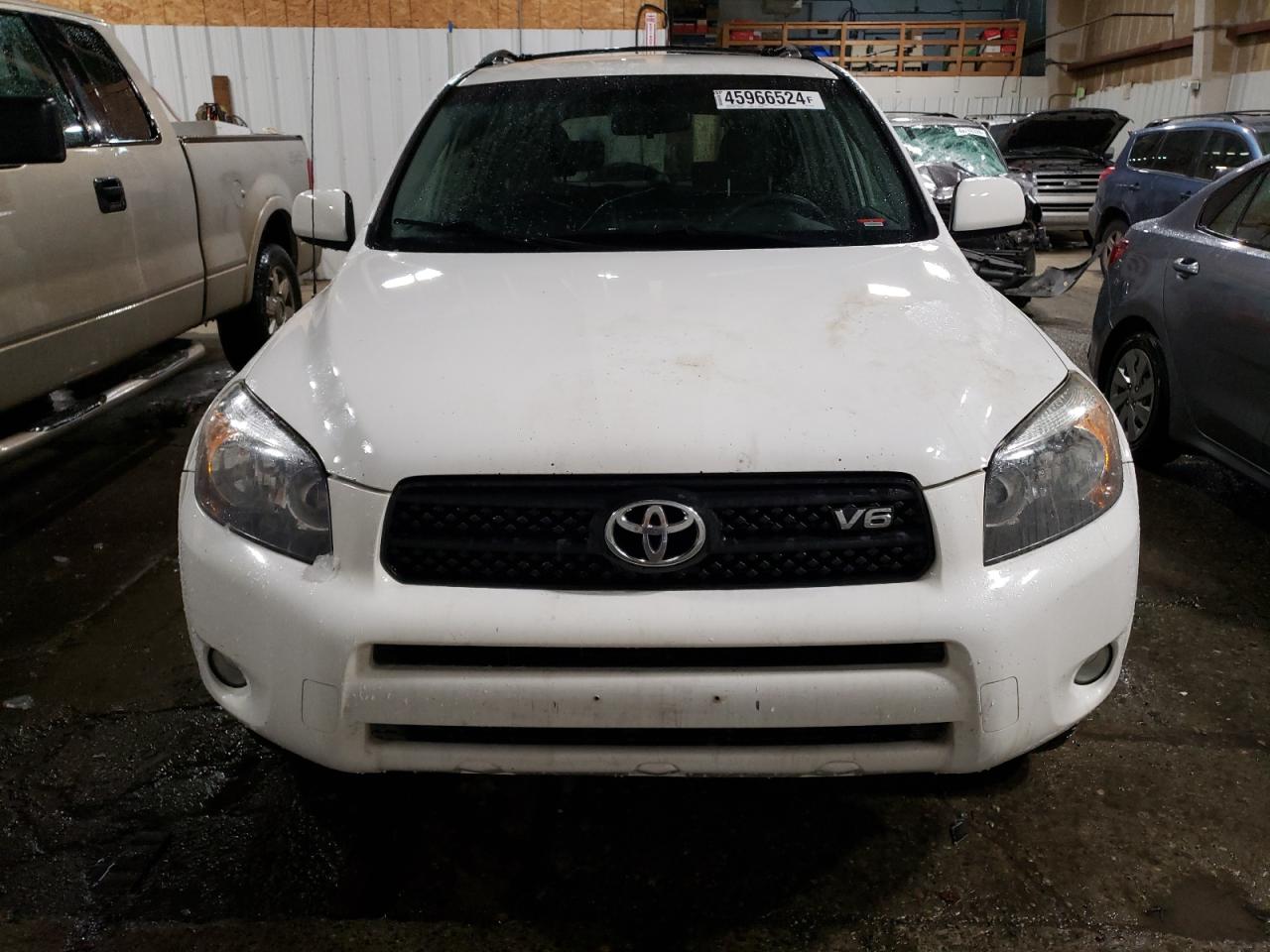 Photo 4 VIN: JTMBK32V186037449 - TOYOTA RAV 4 