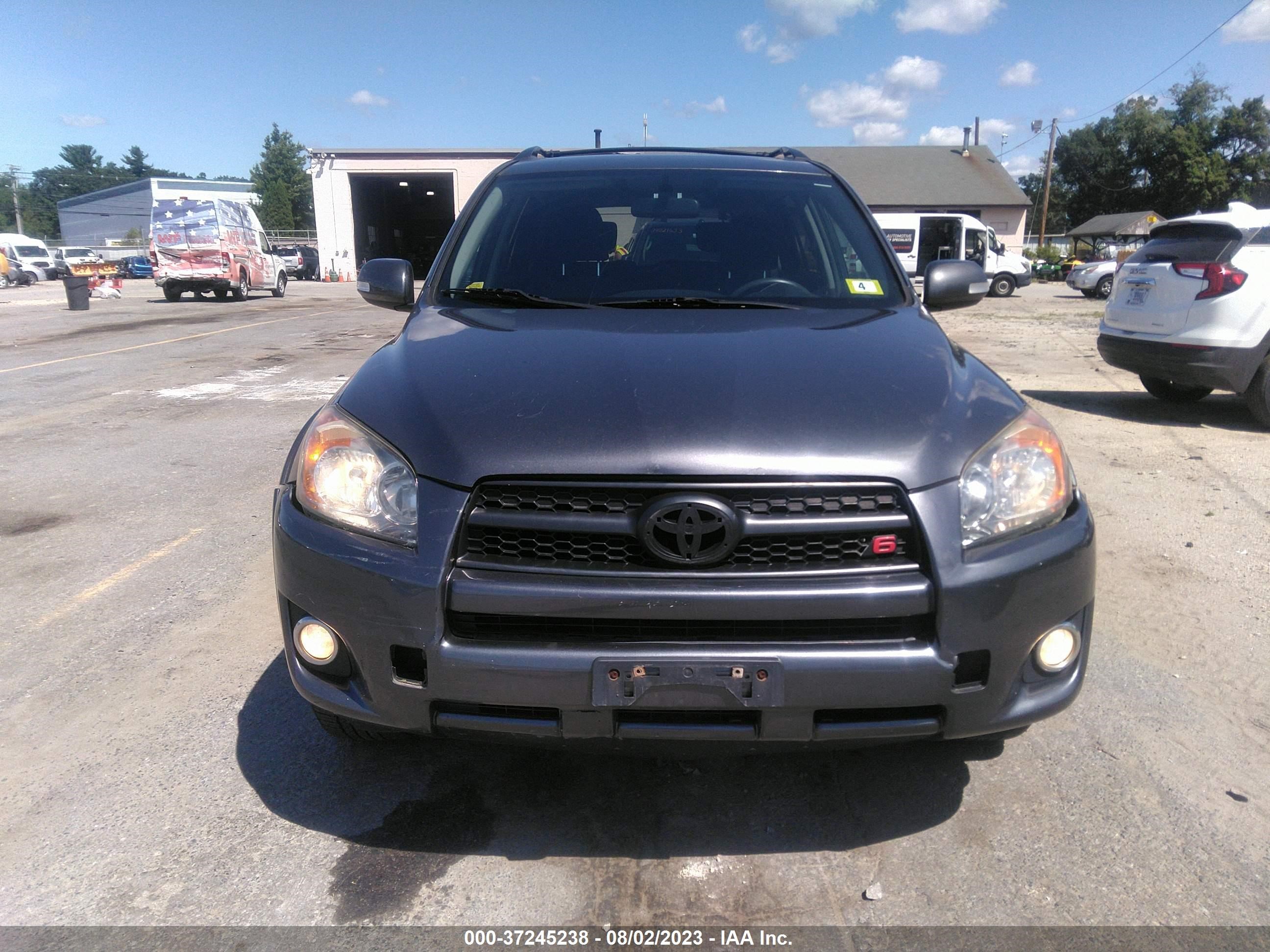 Photo 11 VIN: JTMBK32V795083942 - TOYOTA RAV 4 