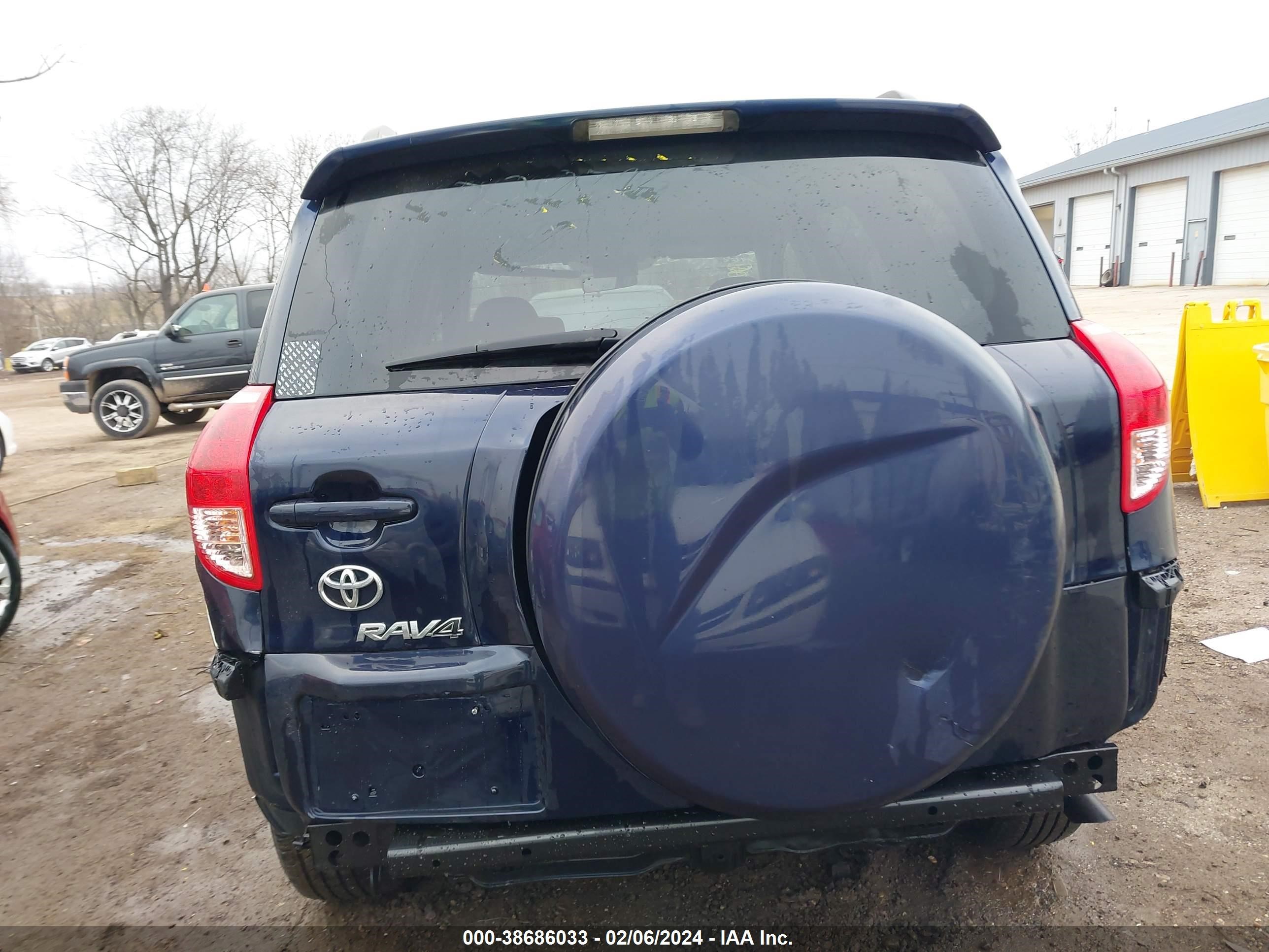 Photo 16 VIN: JTMBK33V166000705 - TOYOTA RAV 4 