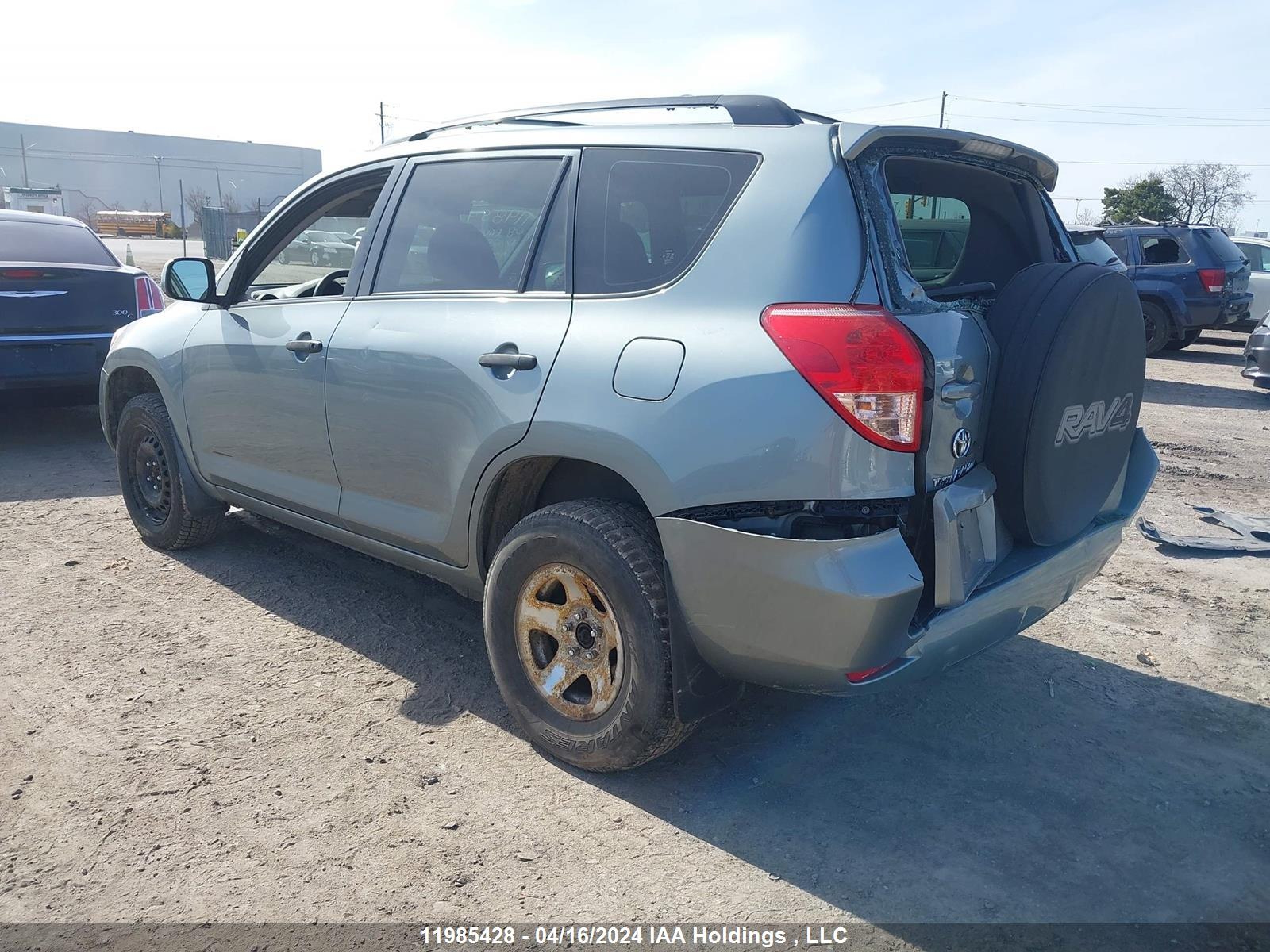 Photo 2 VIN: JTMBK33V585059183 - TOYOTA RAV 4 