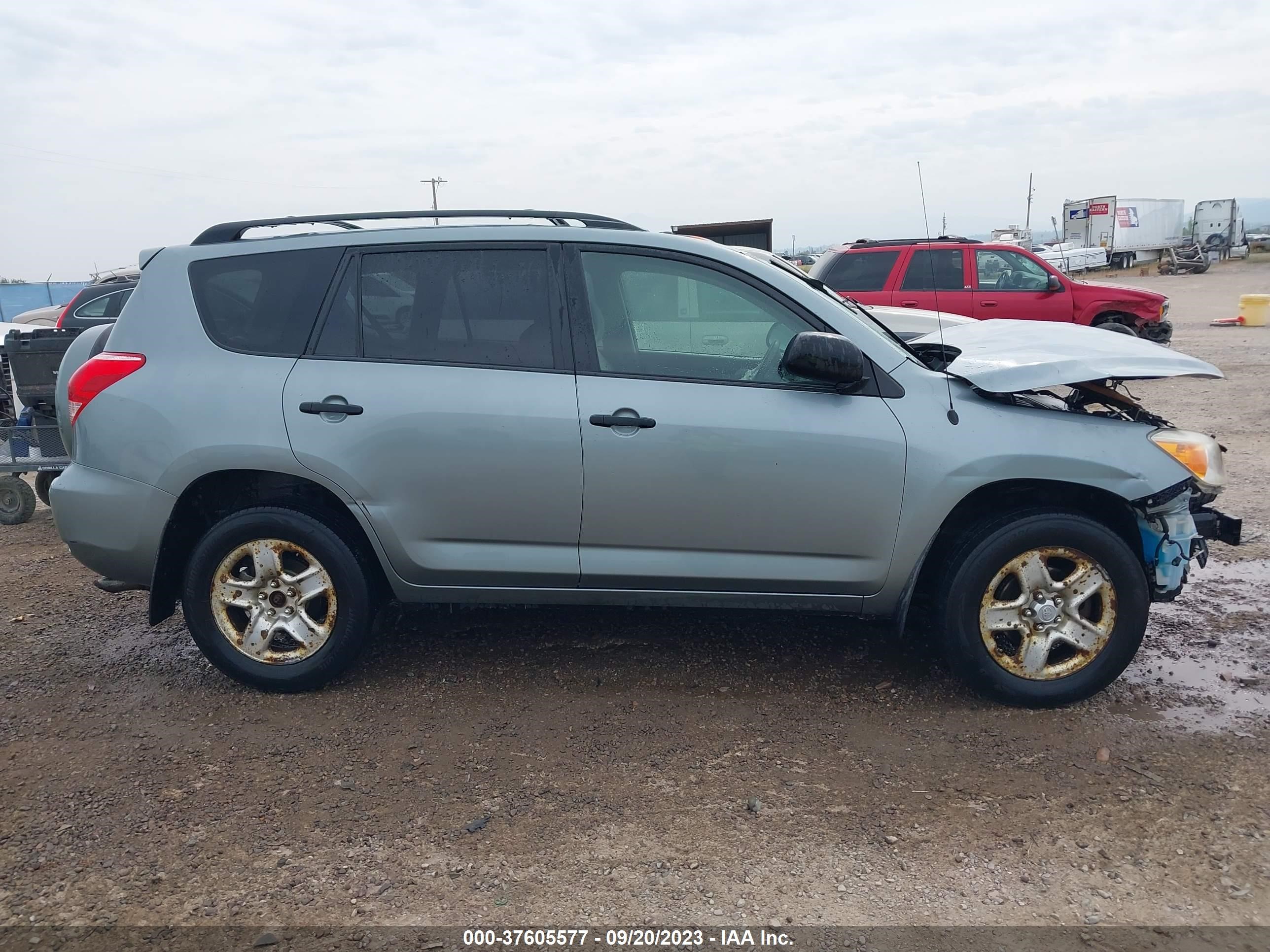 Photo 13 VIN: JTMBK33V785059170 - TOYOTA RAV 4 