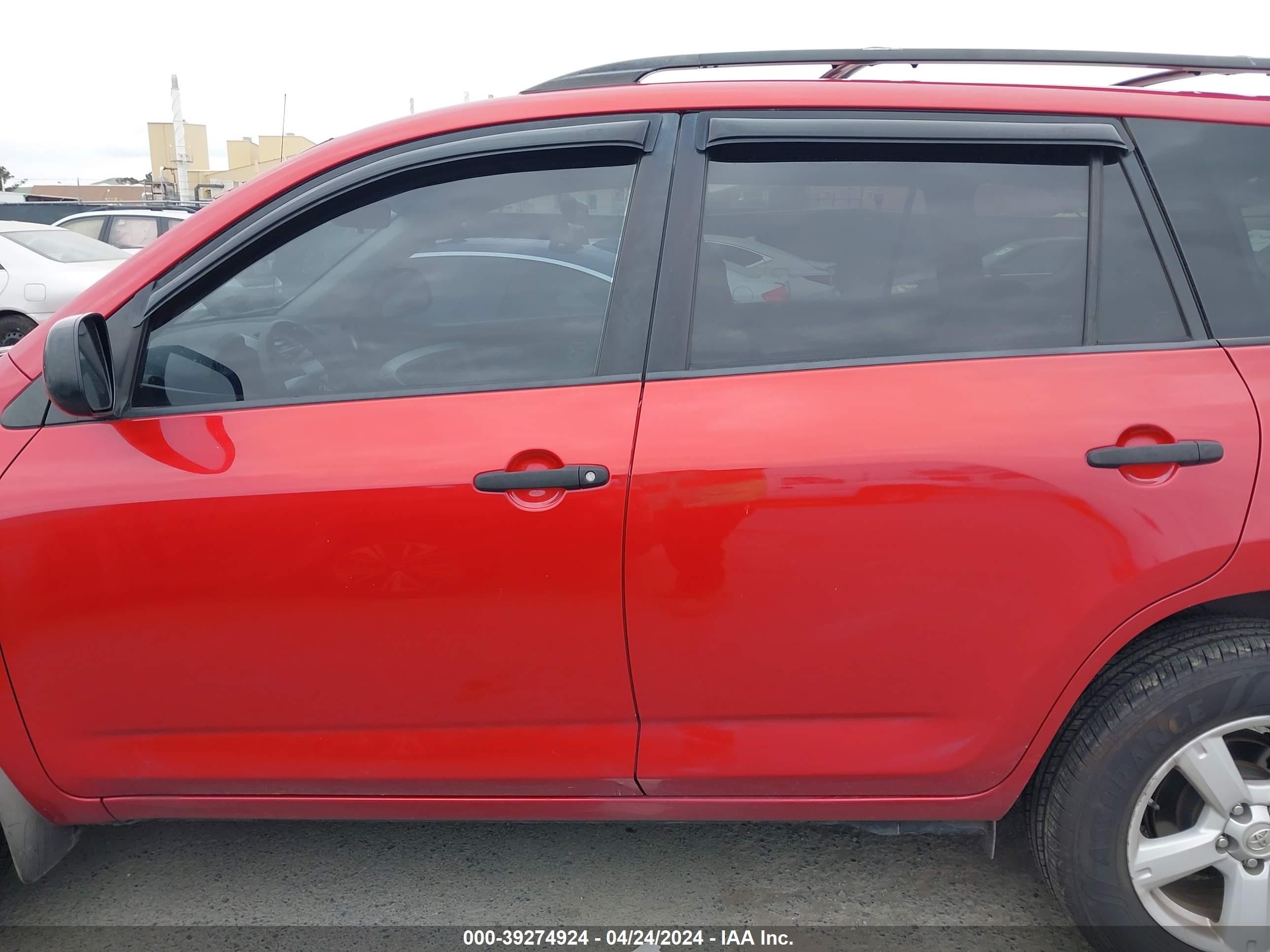 Photo 13 VIN: JTMBK33VX86049825 - TOYOTA RAV 4 