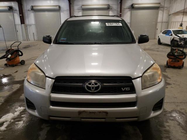 Photo 4 VIN: JTMBK33VX95082217 - TOYOTA RAV4 