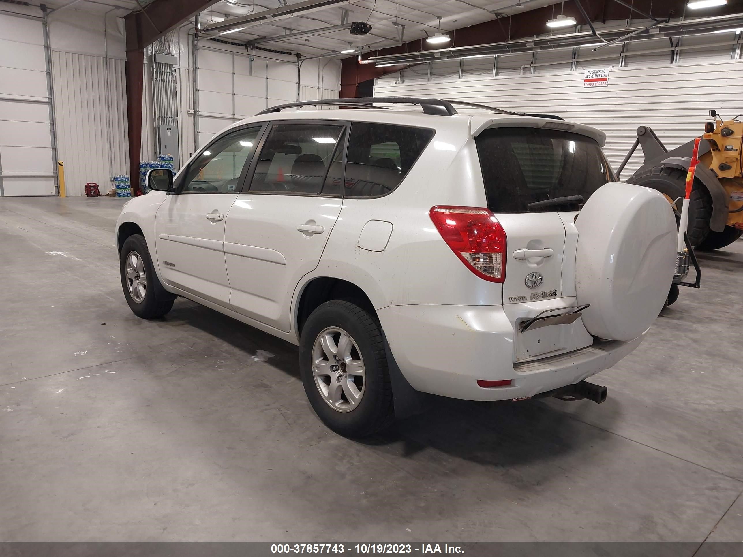 Photo 2 VIN: JTMBK34V875026269 - TOYOTA RAV 4 